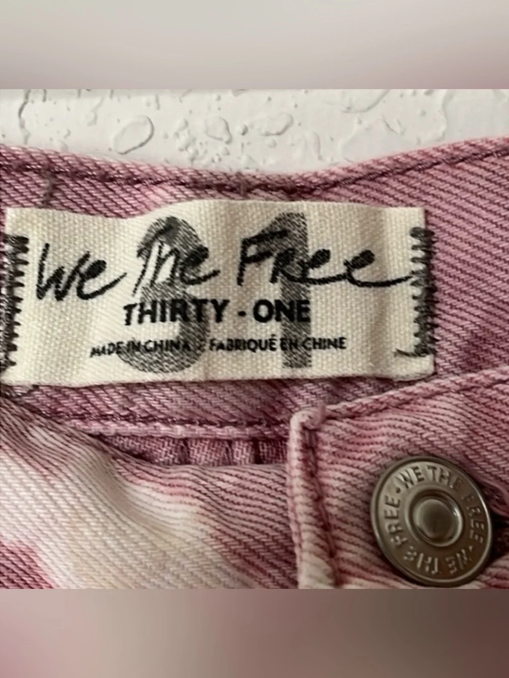 NWT We The Free By Free People Pink Distressed Bermuda Denim Cotton Shorts Sz 31